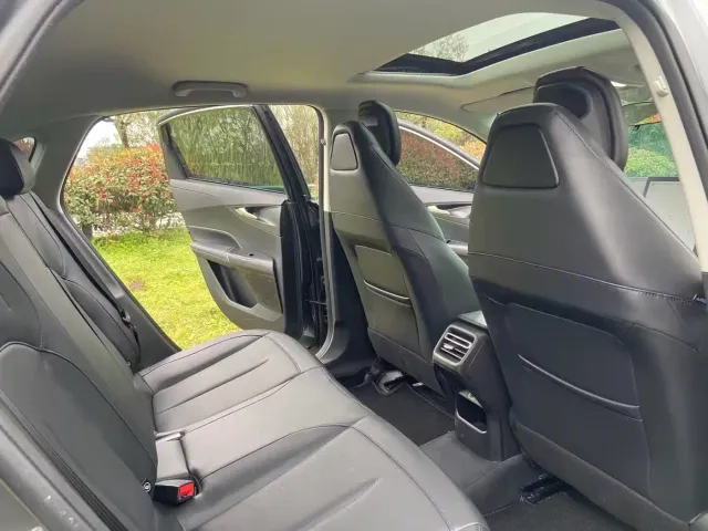 Changan Eado — Фото автомобиля 6