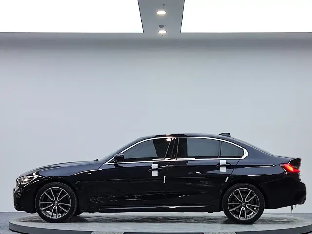 BMW 3 Series — Фото автомобиля 4