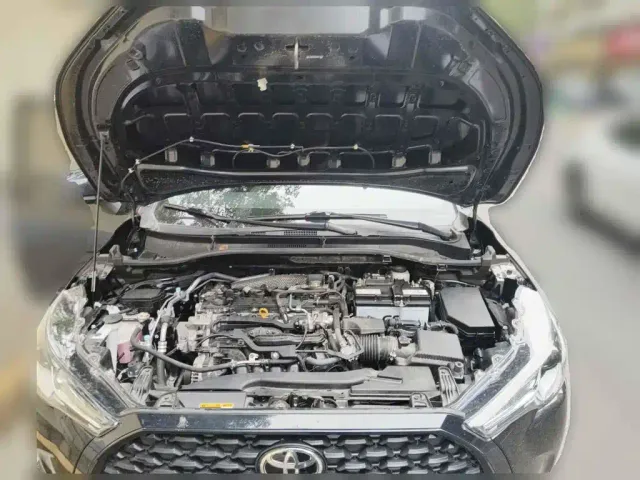 Toyota Corolla Cross — Фото автомобиля 3