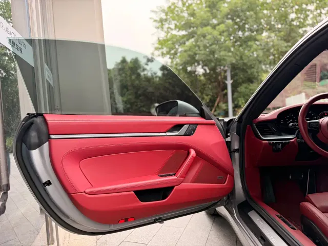 Porsche 911 — Фото автомобиля 26