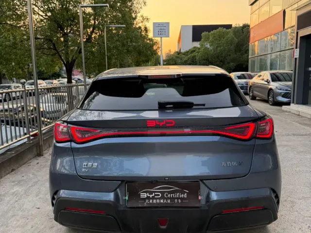 BYD Seal 06 GT — Фото автомобиля 8