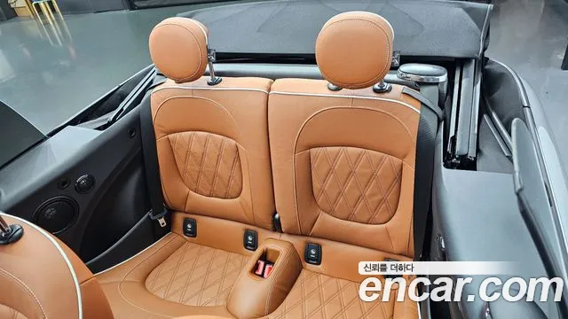 Mini Cooper Convertible — Фото автомобиля 11