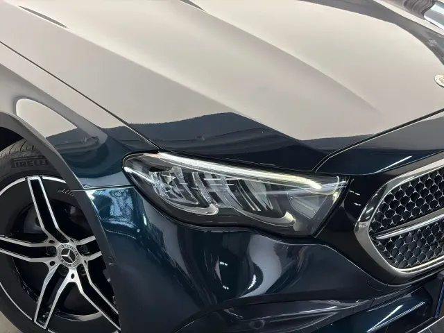 Mercedes-Benz E-Class — Фото автомобиля 17
