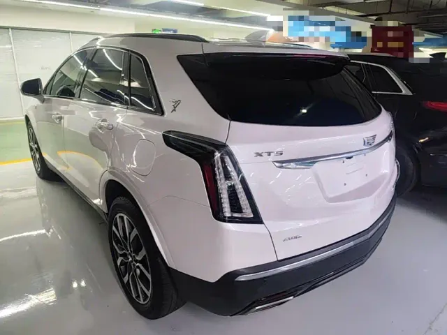 Cadillac XT5 — Фото автомобиля 4