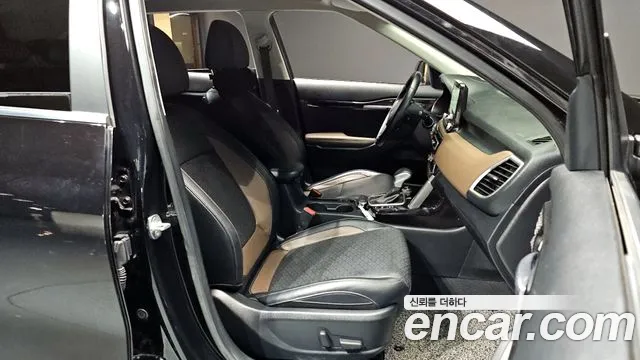 Kia Seltos Seltos Бензин 1.6 турбо 2WD — Фото автомобиля 12