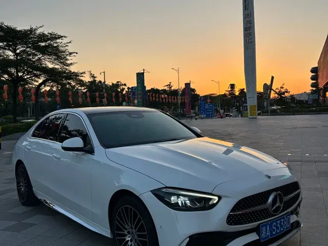 Mercedes-Benz C-Class — Фото автомобиля 4
