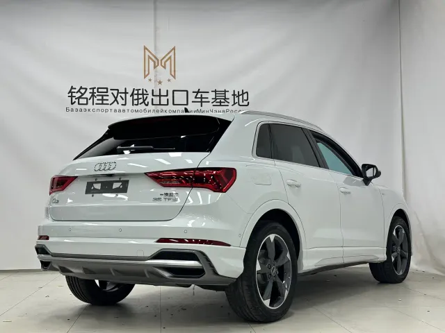 Audi Q3 — Фото автомобиля 4