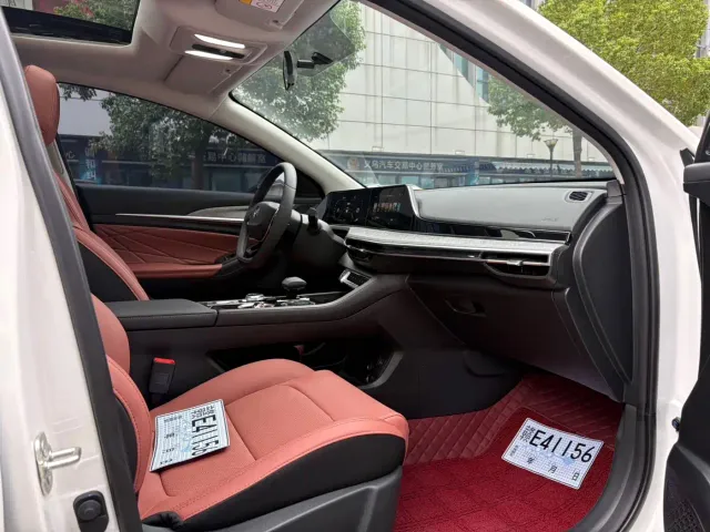 Changan Eado — Фото автомобиля 11