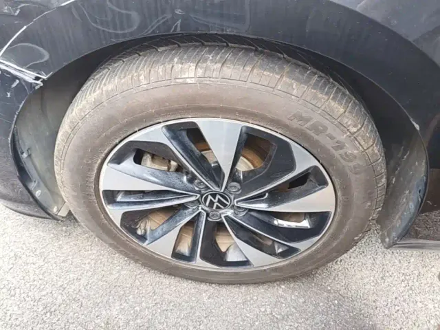 Volkswagen Passat — Фото автомобиля 22