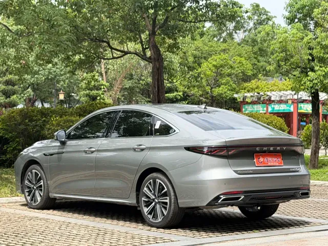 Chery Arrizo 8 PRO — Фото автомобиля 8