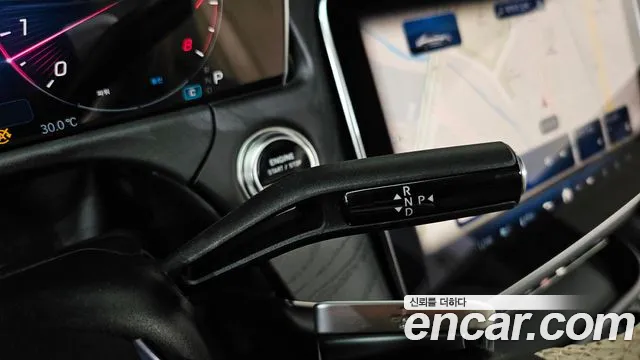 Mercedes-Benz E-Class — Фото автомобиля 9
