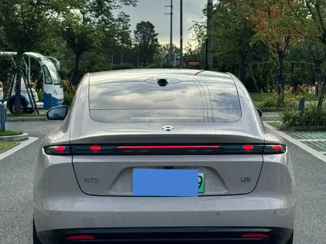 Nio ET5 — Фото автомобиля 8