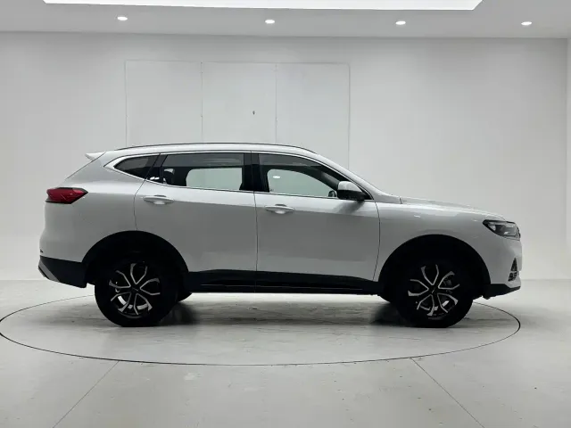 Haval H6 — Фото автомобиля 9