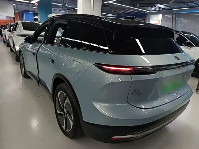 Nio ES6 — Фото автомобиля 4