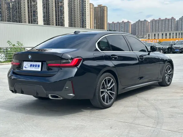 BMW 3 Series — Фото автомобиля 6