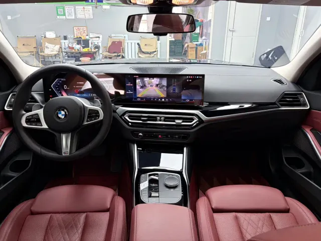 BMW 3 Series — Фото автомобиля 10