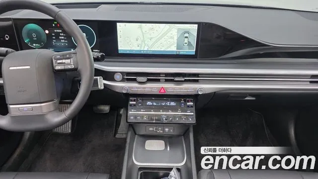 Hyundai Grandeur GN7 — Фото автомобиля 15