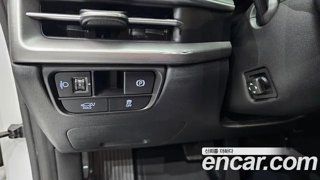 Hyundai Grandeur Grandeur (GN7) 3.5 LPG 2WD (Такси) — Фото автомобиля 26