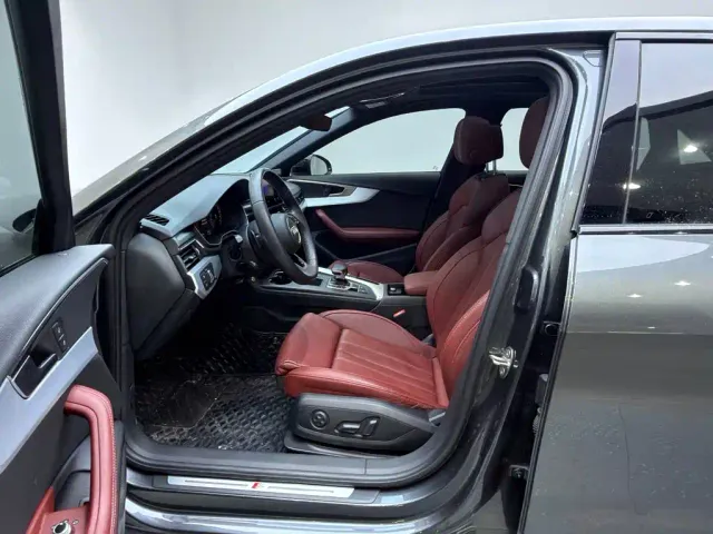 Audi A4L — Фото автомобиля 13