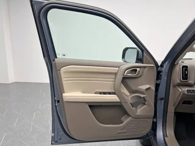 Haval Big Dog — Фото автомобиля 12