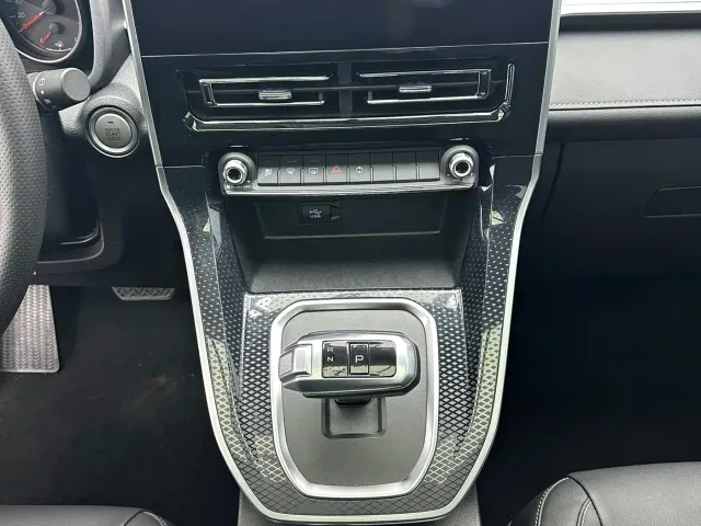 Haval M6 — Фото автомобиля 14