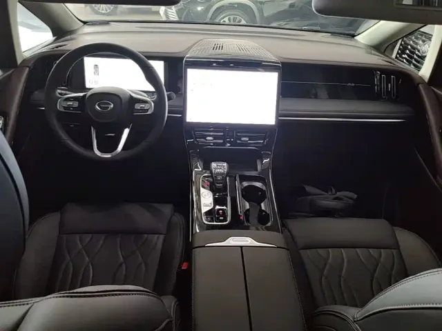 GAC Trumpchi M8 — Фото автомобиля 9