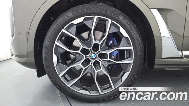 BMW X7 xDrive 40d M Sport 7 мест — Фото автомобиля 4