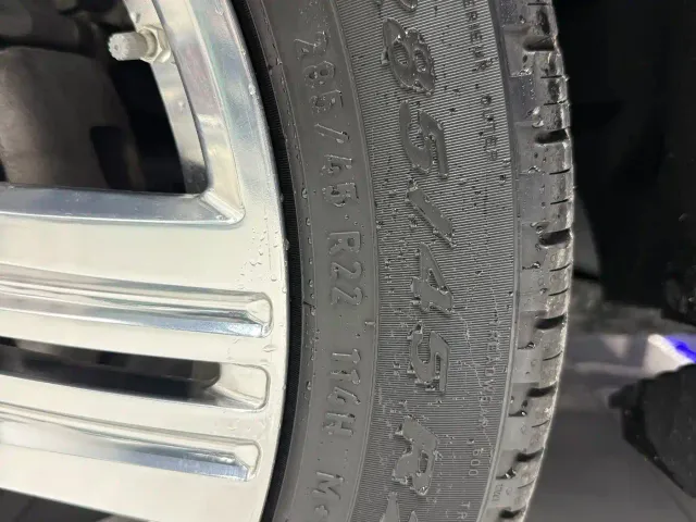 Lincoln Navigator — Фото автомобиля 17