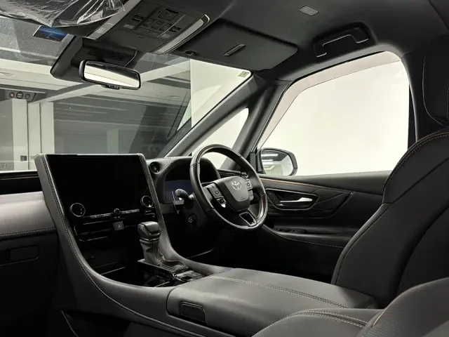 Toyota Alphard — Фото автомобиля 4