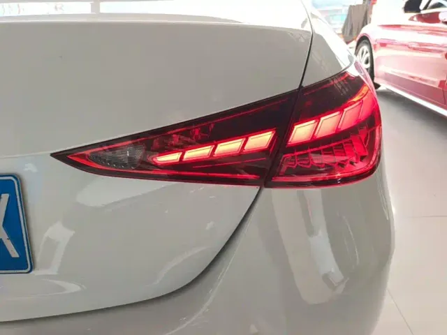Mercedes-Benz C-Class — Фото автомобиля 7