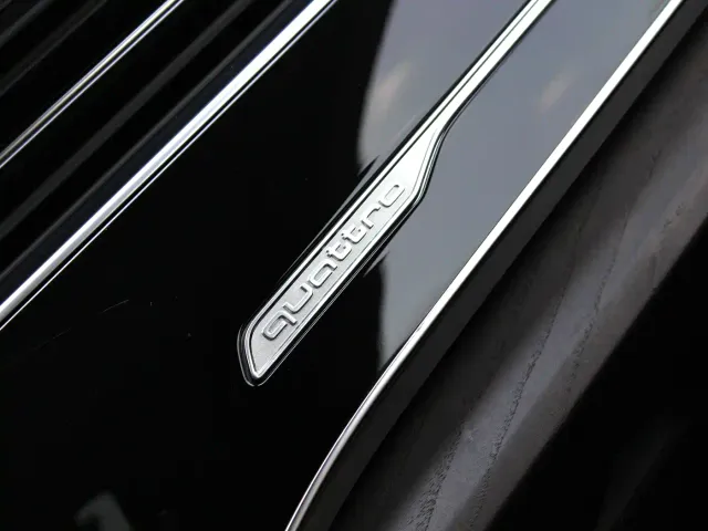 Audi Q8 — Фото автомобиля 21