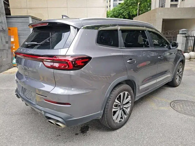 Chery Tiggo 8 — Фото автомобиля 6