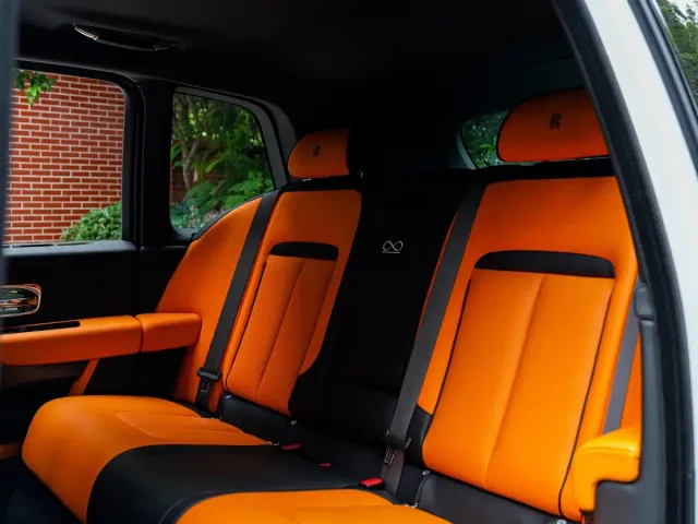Rolls-Royce Cullinan — Фото автомобиля 16