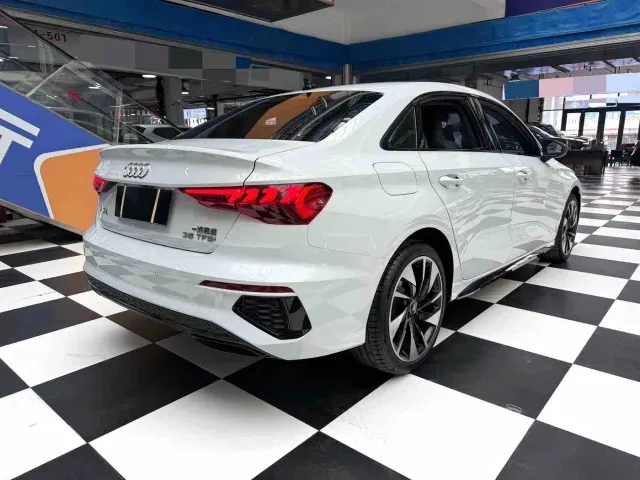 Audi A3 — Фото автомобиля 5