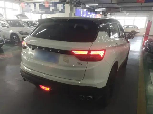 Geely Binyue — Фото автомобиля 6
