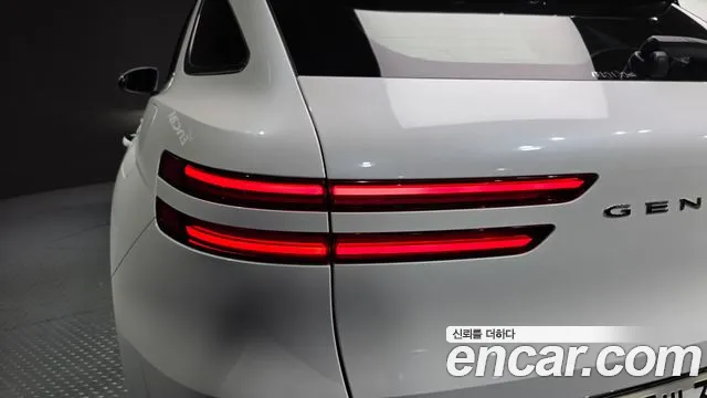 Genesis GV70 2.5T Бензин 2WD — Фото автомобиля 22