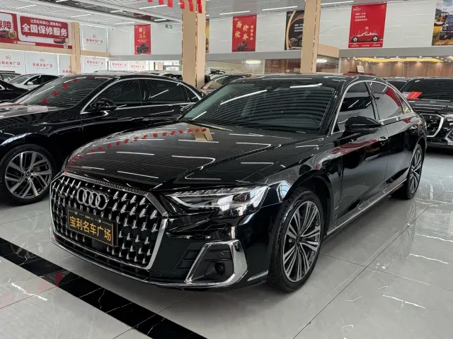 Audi A8 — Фото автомобиля 3