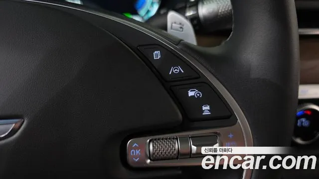 Genesis G80 Electrified G80 (RG3) — Фото автомобиля 15