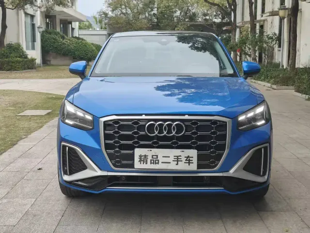 Audi Q2L — Фото автомобиля 2