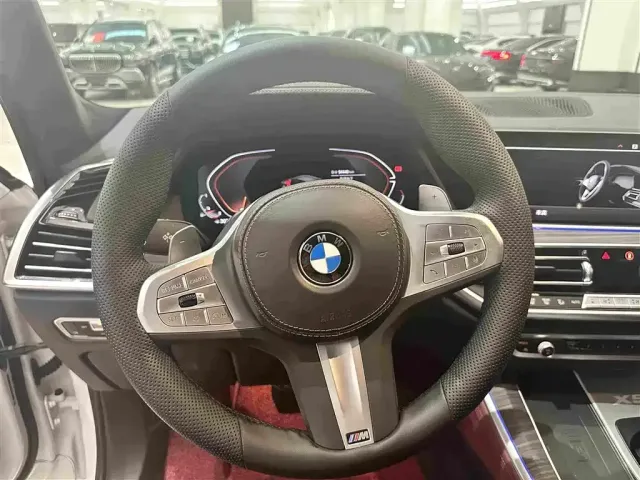 BMW X5 — Фото автомобиля 8
