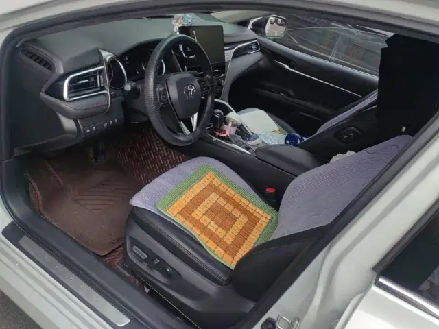 Toyota Camry 2021 2.0G Luxury Edition — Фото автомобиля 9