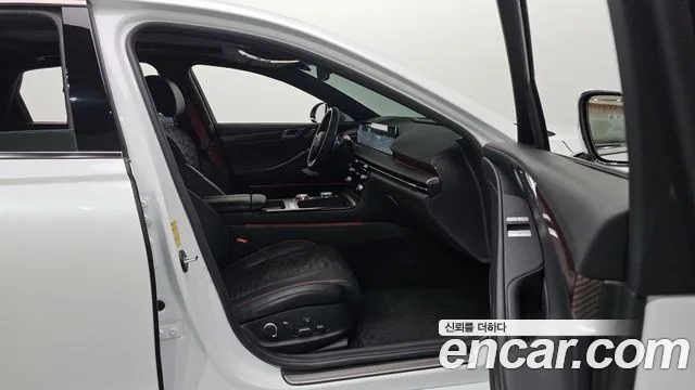 Genesis G80 RG3 — Фото автомобиля 18