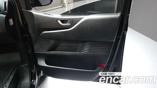 Hyundai Staria — Фото автомобиля 13