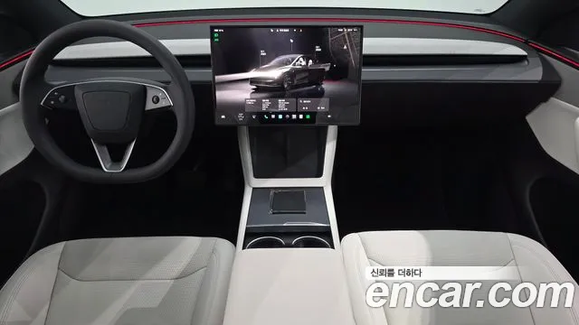Tesla Model Y — Фото автомобиля 10