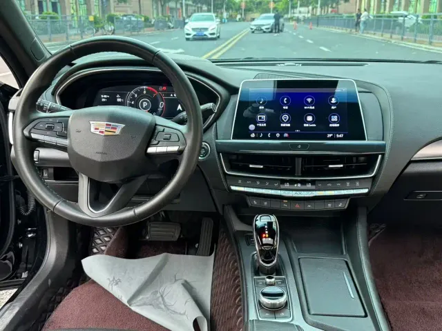 Cadillac CT5 — Фото автомобиля 13