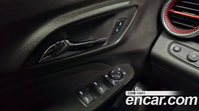 ChevroletGMDaewoo Trax Trax Кроссовер — Фото автомобиля 24