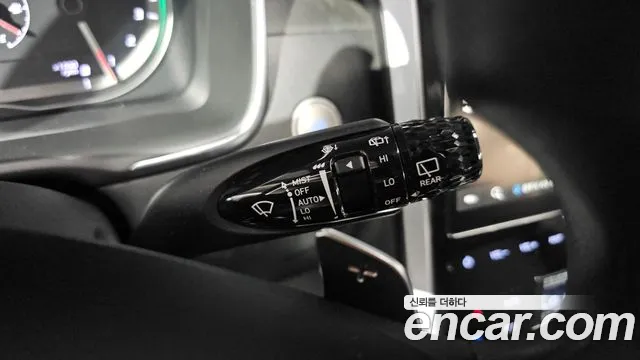 Hyundai Tucson Tucson (NX4) Бензин 1.6 турбо 2WD — Фото автомобиля 16