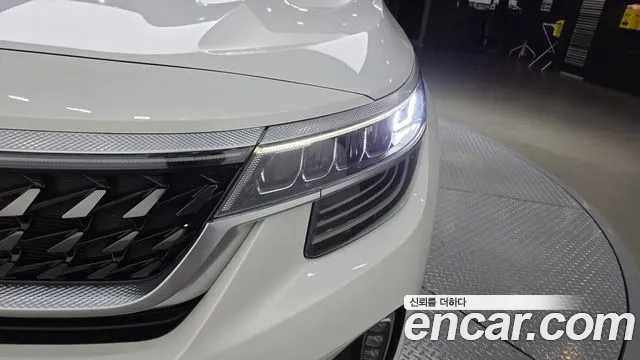 Kia Seltos — Фото автомобиля 22