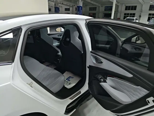 BYD Seal — Фото автомобиля 13