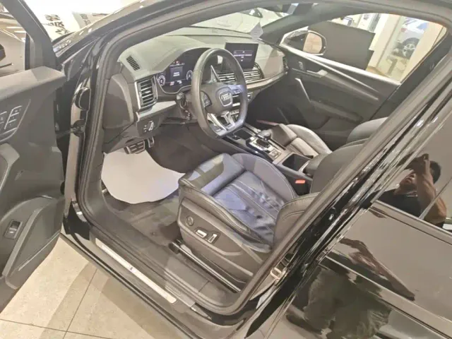 Audi Q5L — Фото автомобиля 20